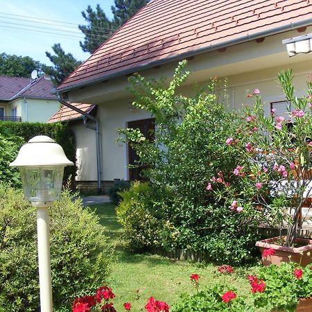 Erika Apartmanhazak Hévíz Εξωτερικό φωτογραφία
