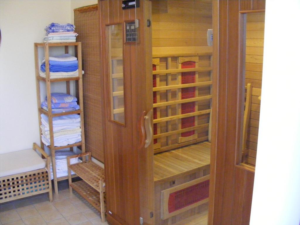 Erika Apartmanhazak Hévíz Εξωτερικό φωτογραφία
