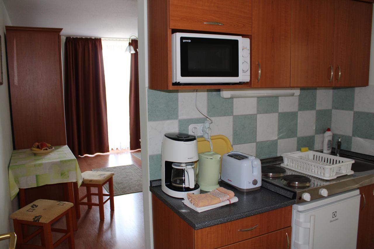 Erika Apartmanhazak Hévíz Εξωτερικό φωτογραφία