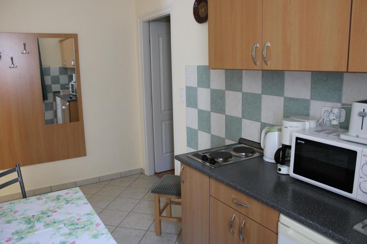 Erika Apartmanhazak Hévíz Εξωτερικό φωτογραφία