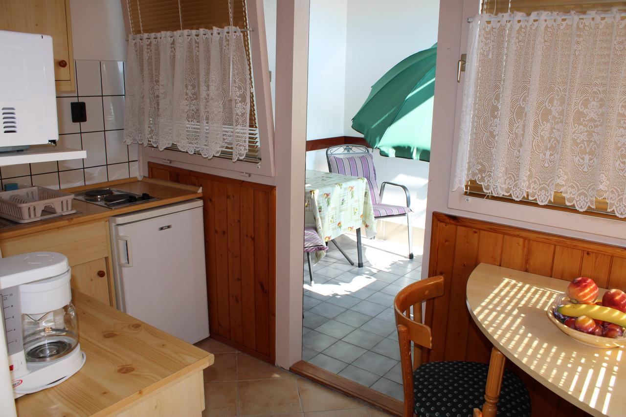 Erika Apartmanhazak Hévíz Εξωτερικό φωτογραφία